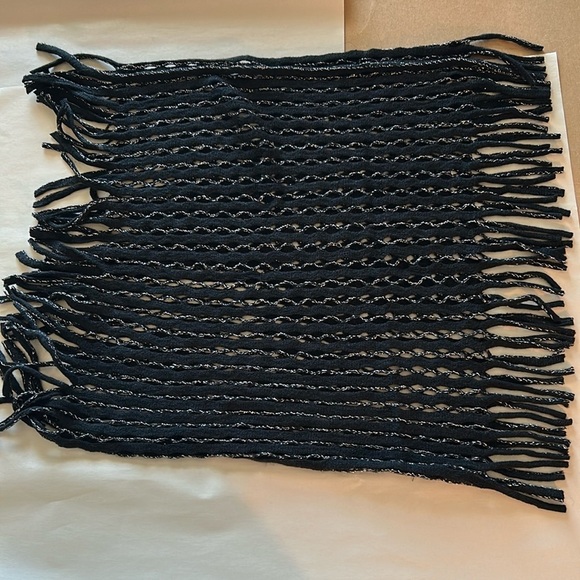 FREE NWOT infinity scarf with fringe One Size fits all Black with Silver threads - Picture 2 of 6